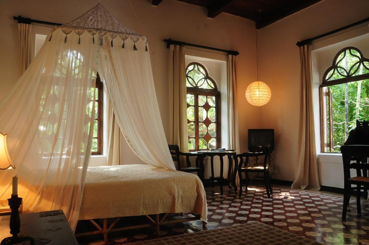 Marbella Guest House Sinquerim Bagian luar foto