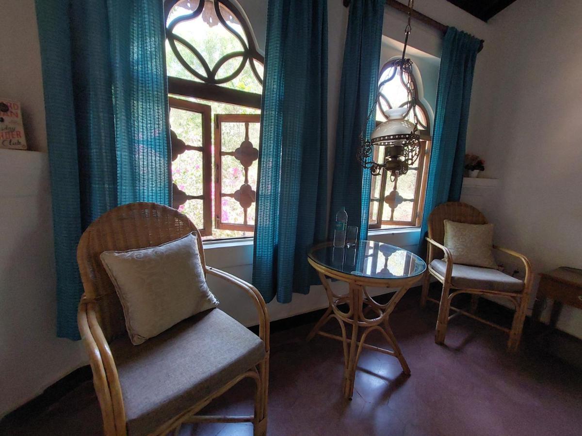 Marbella Guest House Sinquerim Bagian luar foto
